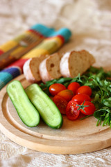 vegetables on plate for salad @tomert