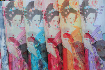 Geishas imprimées sur voile asiatique