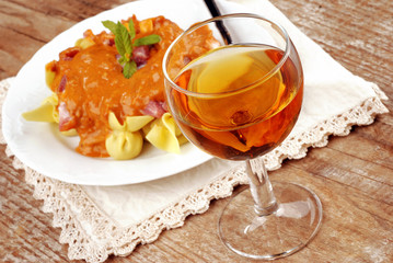 VINI SICILIANO AMBRATO CON PRIMO DI FAGOTTINI