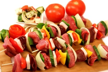 Schaschlik mit Salat