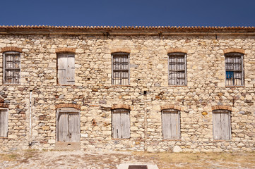 Fototapeta na wymiar Ruinen w Karlovassi, Samos