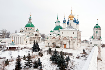 Fototapeta na wymiar Wielkie klasztory Rosji. Rostov