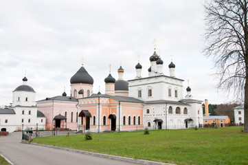 Fototapeta na wymiar Wielkie klasztory Rosji. Davidova Pustyn