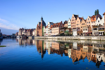 Fototapeta na wymiar Gdańsk Stare Miasto i Motława