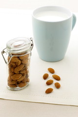 delicious almonds milk