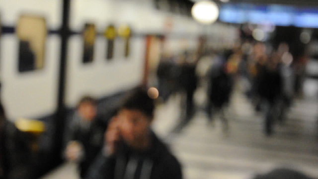 Am Bahnhof
