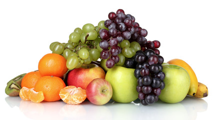 Obraz na płótnie Canvas Ripe juicy fruits isolated on white