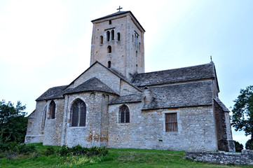Fototapeta na wymiar Laives, Burgundia, Kościół Saint Martin