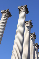 Columnas de un antiguo templo romano en Córdoba