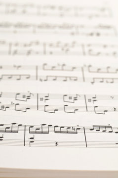 Spartiito musicale con effetto bleur