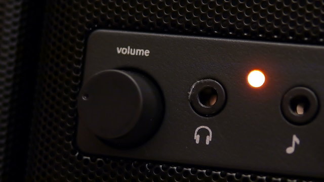 HD - Volume control_close-up