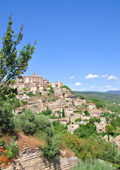 Urlaubs-und Touristenort Gordes in der Provence