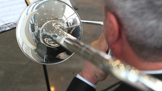 trumpeter plaing music