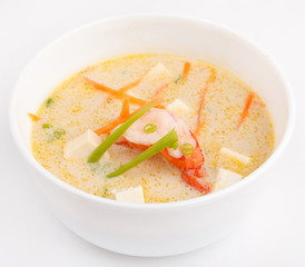 Soup made from coconut milk and shrimps