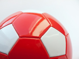 Fototapeta na wymiar Czerwony i biały football