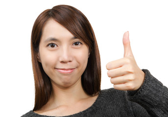 woman with thumbs up