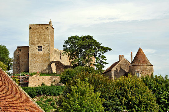 Brancion, Borgogna, villaggio medioevale