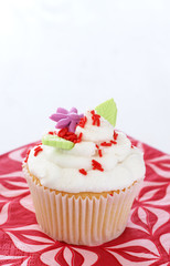 Vanilla cupcake with flower decorations