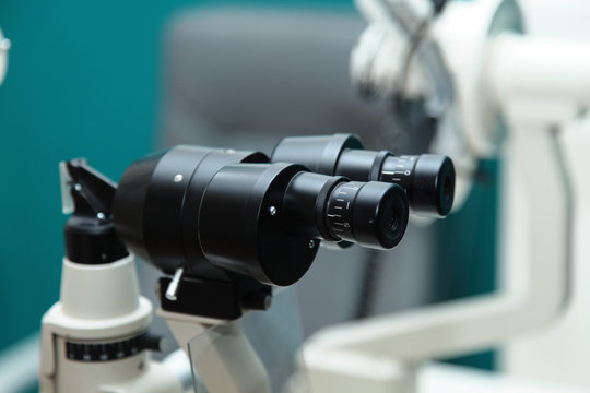 Augenoptik, Sehtest beim Augenarzt