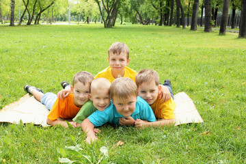 Fototapeta premium Group of children in the park