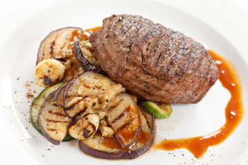 grilled steak with vegetables