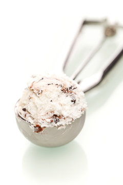Portionierer mit Stracciatella