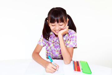 楽しい雰囲気で勉強する受験生