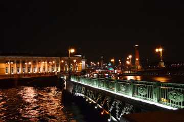Fototapeta na wymiar Night Palace Bridge in St.Petersburg