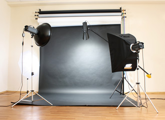 Studio flash on grey background