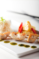 Hühnerfleisch am Spieß