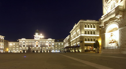 Fototapeta na wymiar Piazza Unita w Trieście