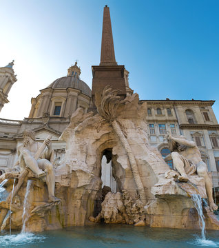 Fontana dei quatto fiumi a Piazza Navona, Roma
