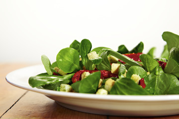 Salad plate with dried tomatoes