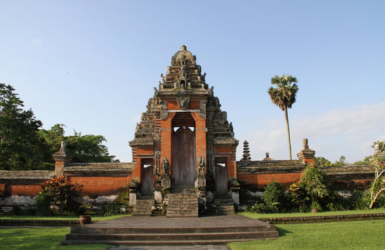 Mengwi,le temple