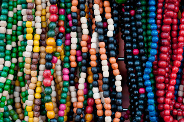 ?oloured beads