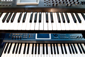 synthesizer