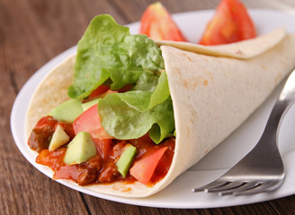 fajita burrito with beef,and vegetable