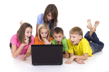 kids with computer