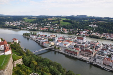 Fototapeta na wymiar Passau - Dreiflüsse-Stadt / Three-River-City - DE, Aug 2011