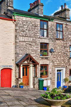 Traditional Cottages In Kendal, Cumbria