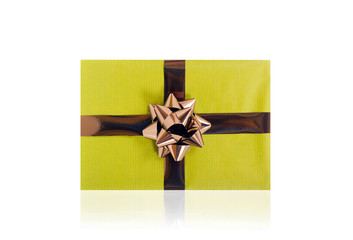 Single green gift box with brown ribbon on white background.
