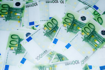 100 euro bank note