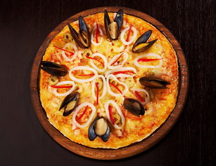 Pizza mussels calamari