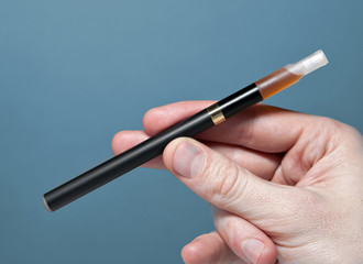 Quit smoking with electronic cigarette
