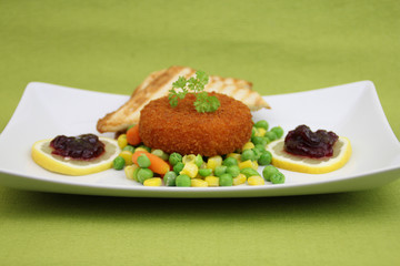 Back-Camembert mit Gemüse