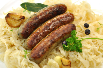 Bratwurst mit Sauerkraut