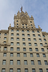 Fototapeta na wymiar Classical Madrid building