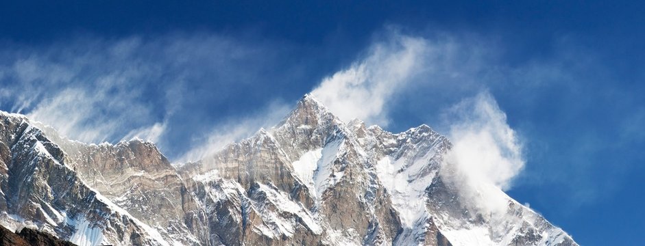 panoramatic view of Lhodse and Nuptse