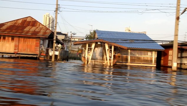 flood in bangkok 2011