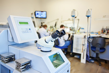 laser machine in jeweller salon